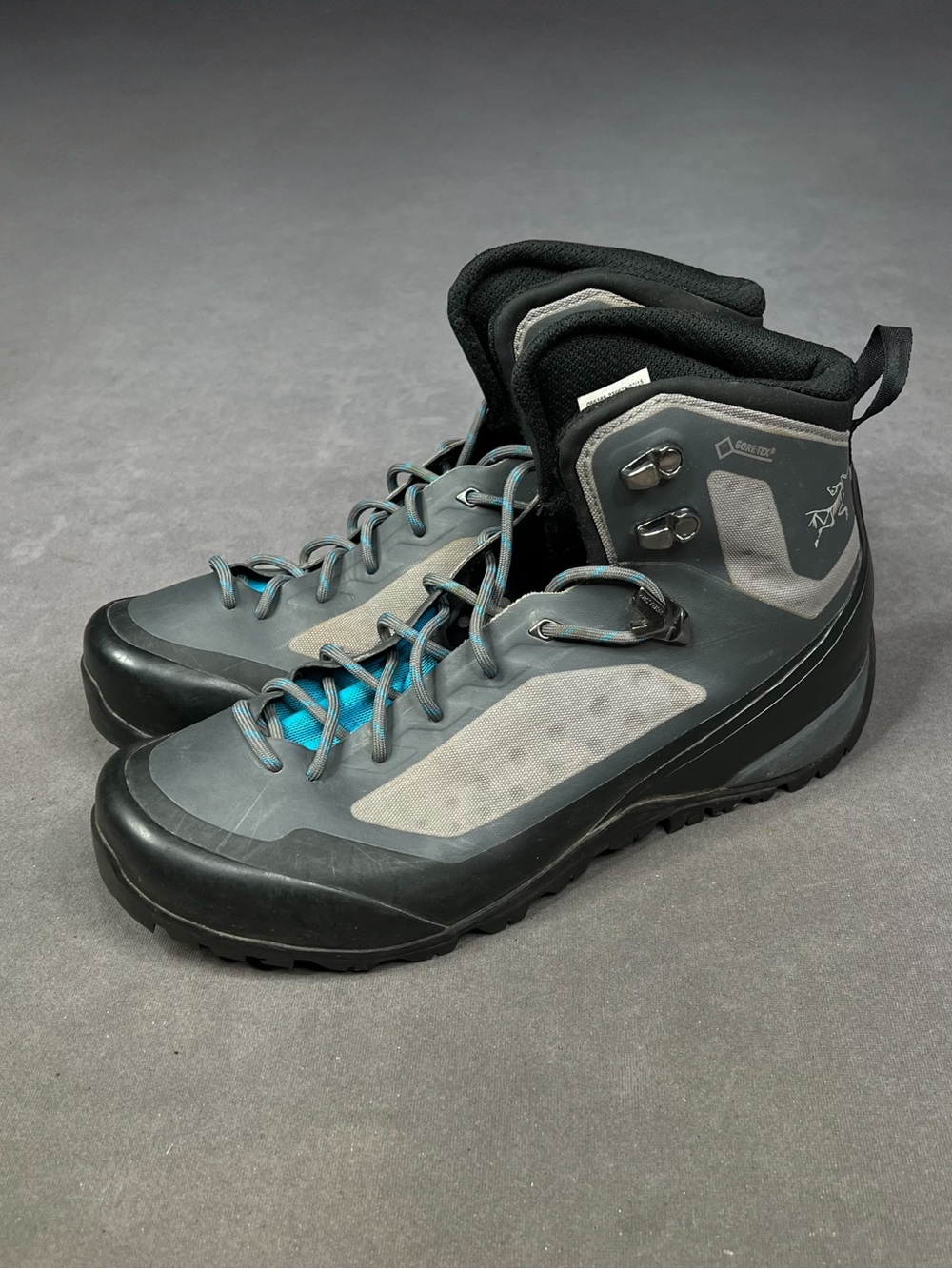 Arc'teryx Men's Gray and Blue Waterproof Hiking Boots